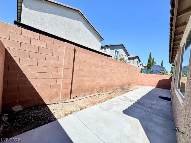 6088 Castle Gardens Avenue, Las Vegas, NV 89130
