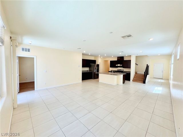 6088 Castle Gardens Avenue, Las Vegas, NV 89130