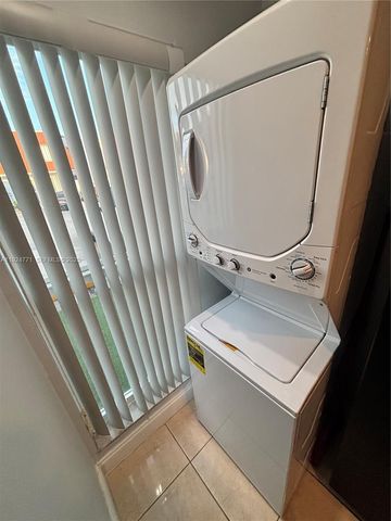 600 NW 107th Ave 9B, Miami, FL 33172