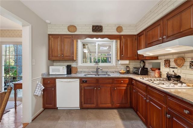 2412 Cedar Bark RD, Virginia Beach, VA 23454