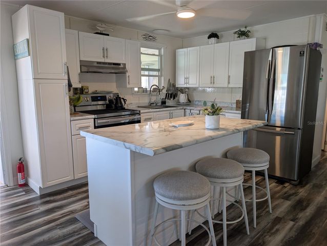 82093 1ST AVENUE N, Pinellas Park, FL 33781