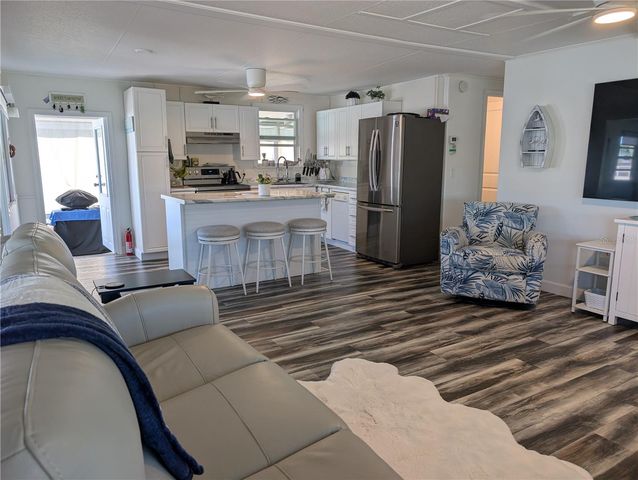 82093 1ST AVENUE N, Pinellas Park, FL 33781