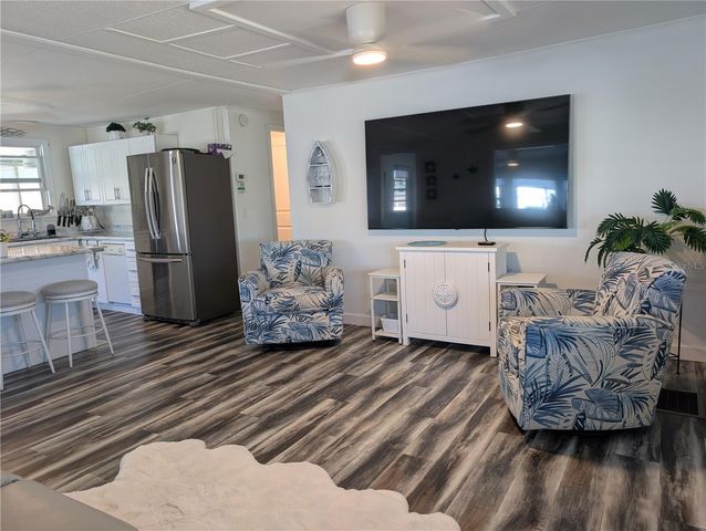 82093 1ST AVENUE N, Pinellas Park, FL 33781