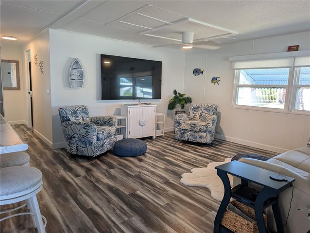 82093 1ST AVENUE N, Pinellas Park, FL 33781