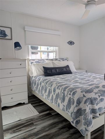 82093 1ST AVENUE N, Pinellas Park, FL 33781