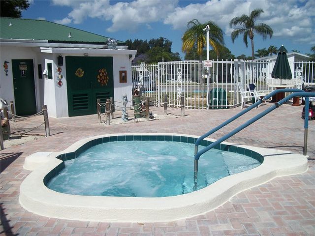 82093 1ST AVENUE N, Pinellas Park, FL 33781