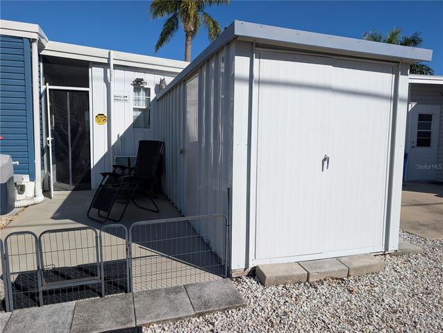 82093 1ST AVENUE N, Pinellas Park, FL 33781