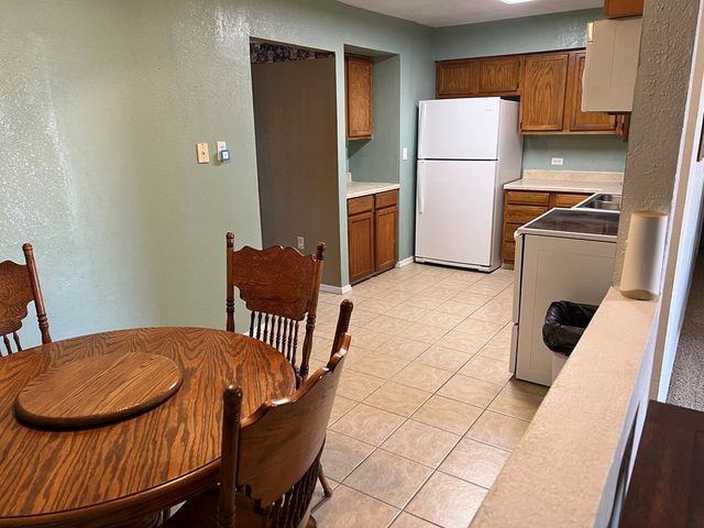 1407 S McElroy, Crane, TX 79731