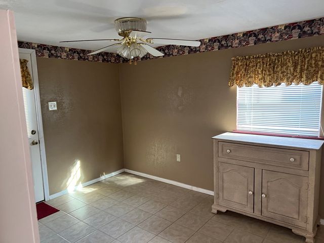 1407 S McElroy, Crane, TX 79731