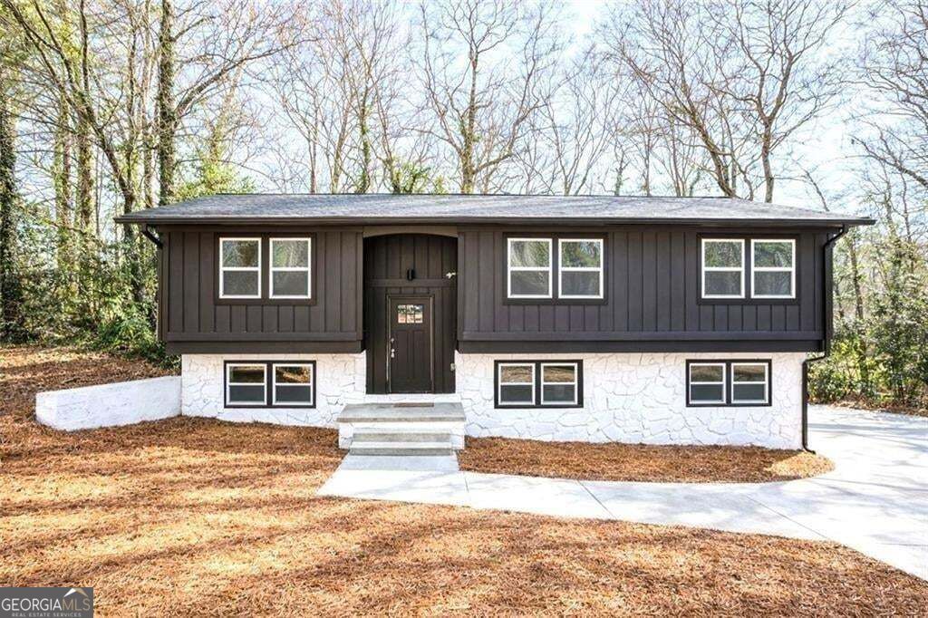 2360 S Hairston Road, Decatur, GA 30035 — exterior