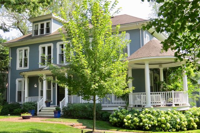 875 GORDON Terrace, Winnetka, IL 60093