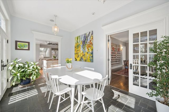 875 GORDON Terrace, Winnetka, IL 60093