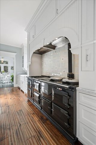 875 GORDON Terrace, Winnetka, IL 60093