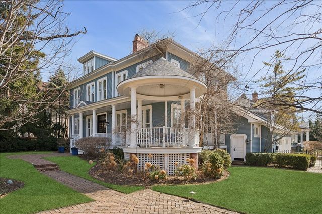 875 GORDON Terrace, Winnetka, IL 60093