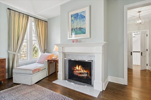 875 GORDON Terrace, Winnetka, IL 60093