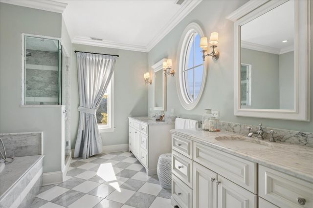 875 GORDON Terrace, Winnetka, IL 60093