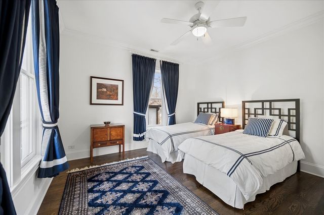 875 GORDON Terrace, Winnetka, IL 60093