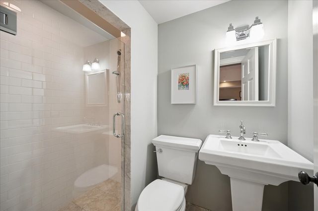 875 GORDON Terrace, Winnetka, IL 60093