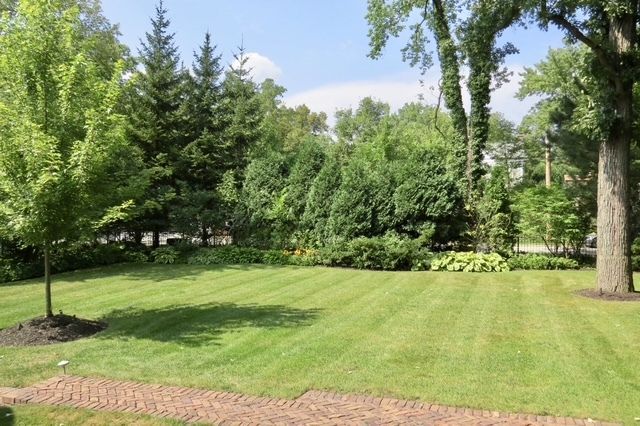 875 GORDON Terrace, Winnetka, IL 60093