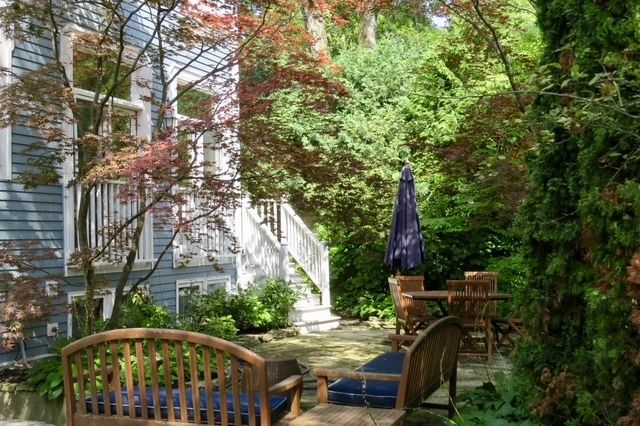 875 GORDON Terrace, Winnetka, IL 60093