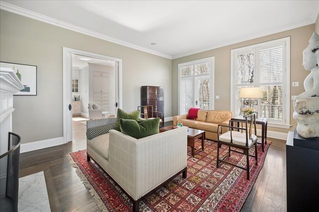 875 GORDON Terrace, Winnetka, IL 60093