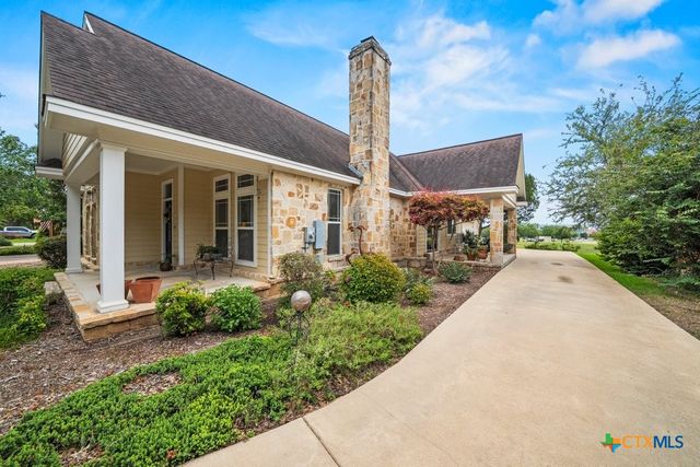 2215 Gruene Lake Drive, New Braunfels, TX 78130