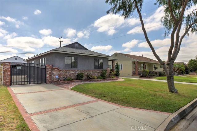 14024 Ocana, Bellflower, CA 90706