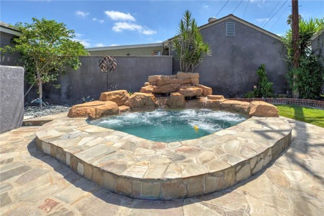 14024 Ocana, Bellflower, CA 90706
