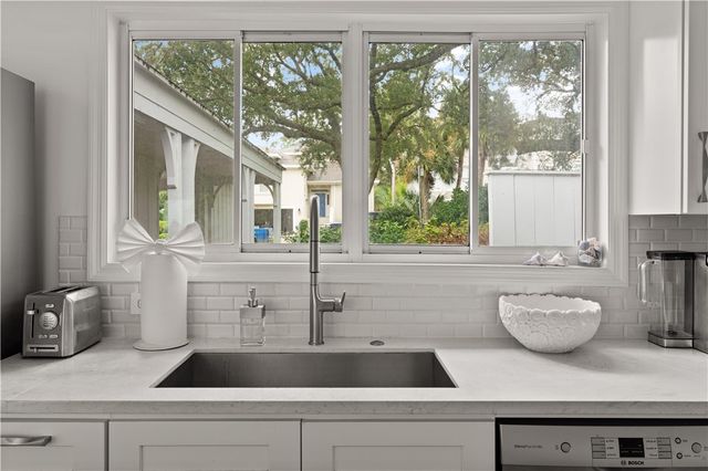 4318 7th Street, St Simons Island, GA 31522