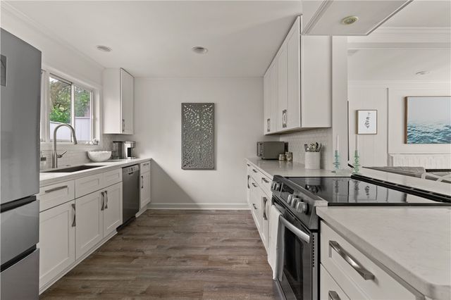 4318 7th Street, St Simons Island, GA 31522