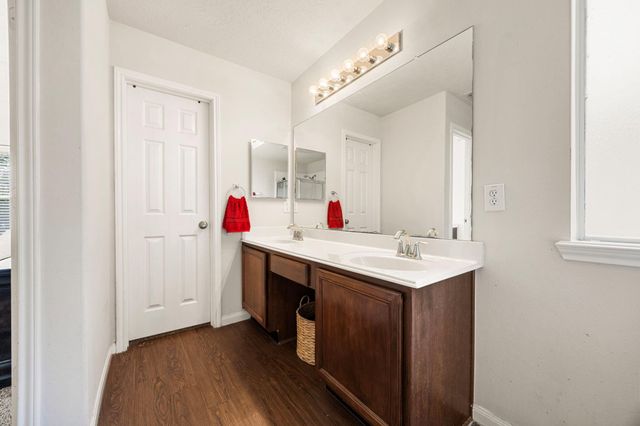 1835 Creegan Park Court, Houston, TX 77047