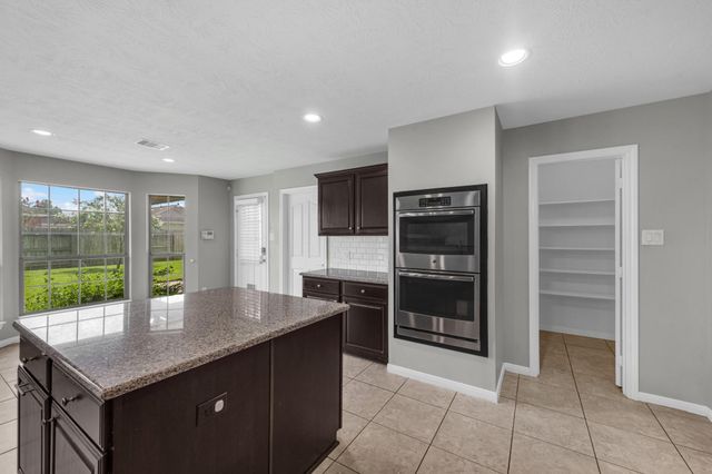 6606 Granbury Road, Manvel, TX 77578