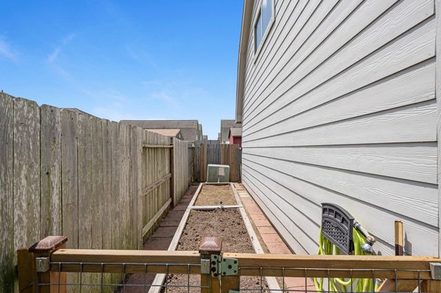 6606 Granbury Road, Manvel, TX 77578