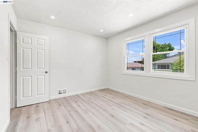 931 Hargus Ave, Vallejo, CA 94591