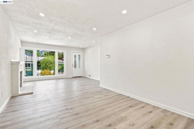 931 Hargus Ave, Vallejo, CA 94591