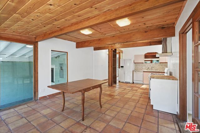 3460 Angelus Avenue, Glendale, CA 91208
