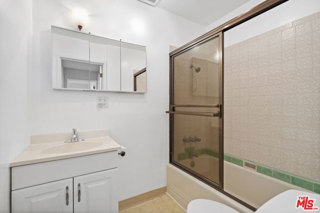 3460 Angelus Avenue, Glendale, CA 91208