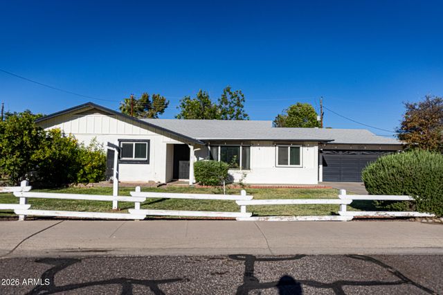 6517 N 16TH Drive, Phoenix, AZ 85015
