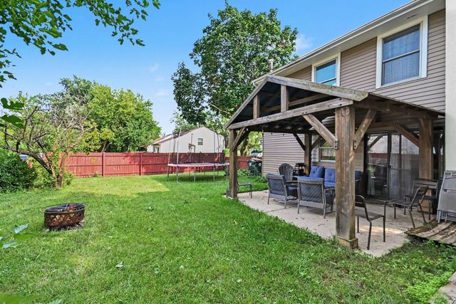 30W100 Maplewood Drive, Warrenville, IL 60555