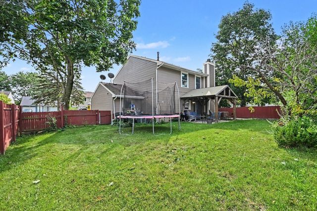 30W100 Maplewood Drive, Warrenville, IL 60555