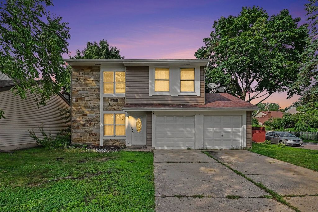 30W100 Maplewood Drive, Warrenville, IL 60555