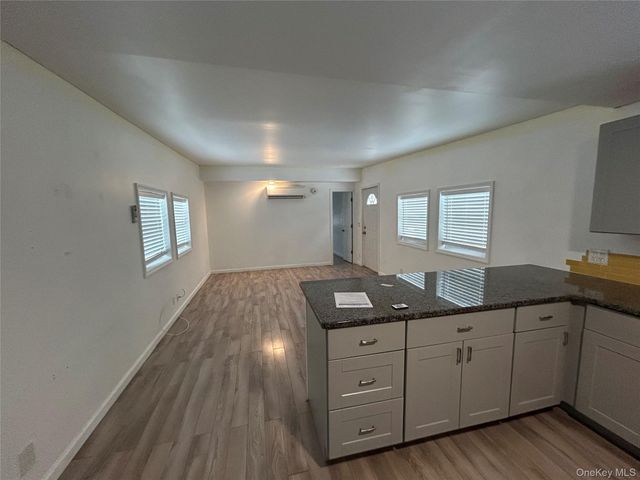 717 Modena Country Club, Gardiner, NY 12525