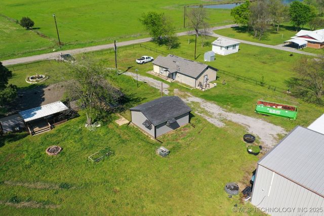 1827 Platter, Calera, OK 74730