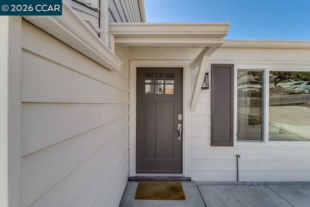 679 El Centro Rd, El Sobrante, CA 94803