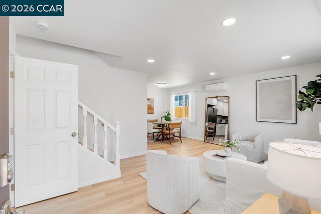 679 El Centro Rd, El Sobrante, CA 94803