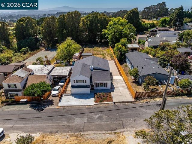 679 El Centro Rd, El Sobrante, CA 94803