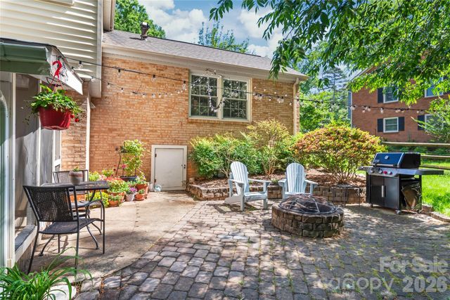 2912 Spring Valley Road, Charlotte, NC 28210