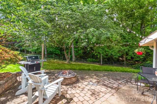 2912 Spring Valley Road, Charlotte, NC 28210