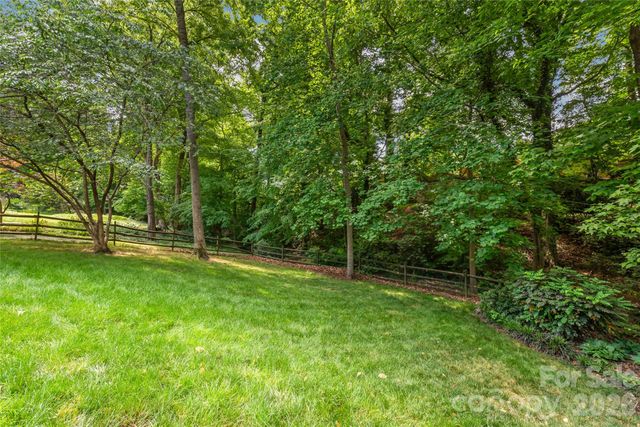 2912 Spring Valley Road, Charlotte, NC 28210