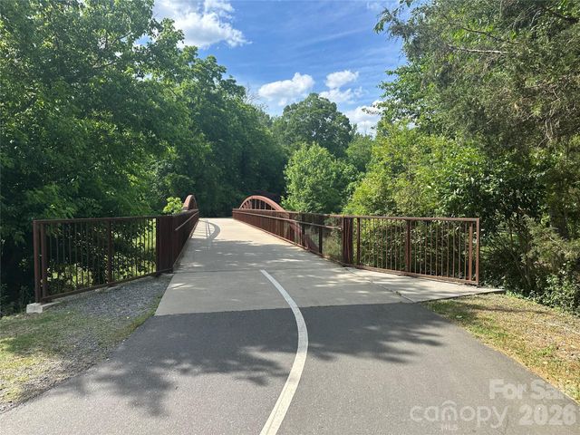 2912 Spring Valley Road, Charlotte, NC 28210